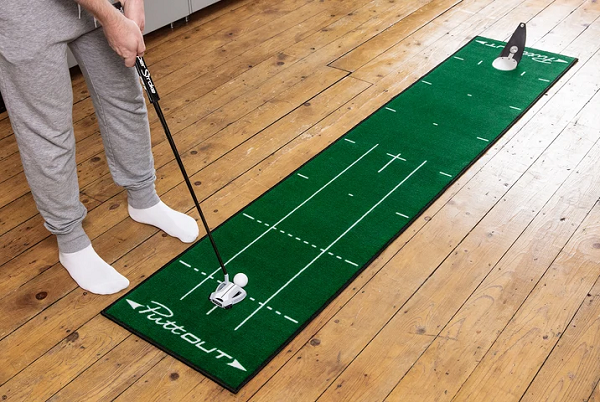 PuttOUTのパターマット